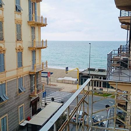 Appartamento Kello'S House Savona Esterno foto