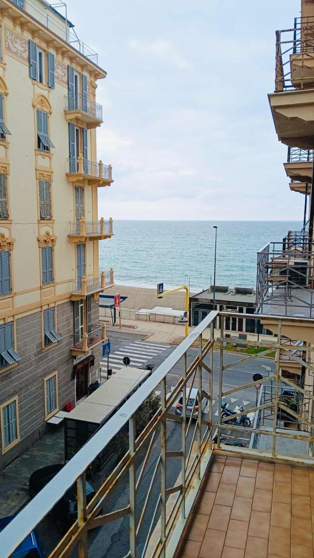 Appartamento Kello'S House Savona Esterno foto